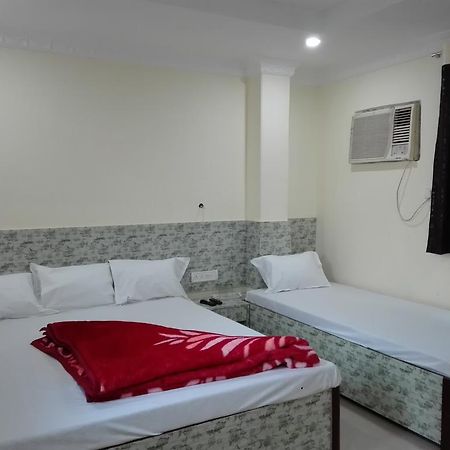 Oyo 66643 Khan Guest House Kalkutta Exterior foto